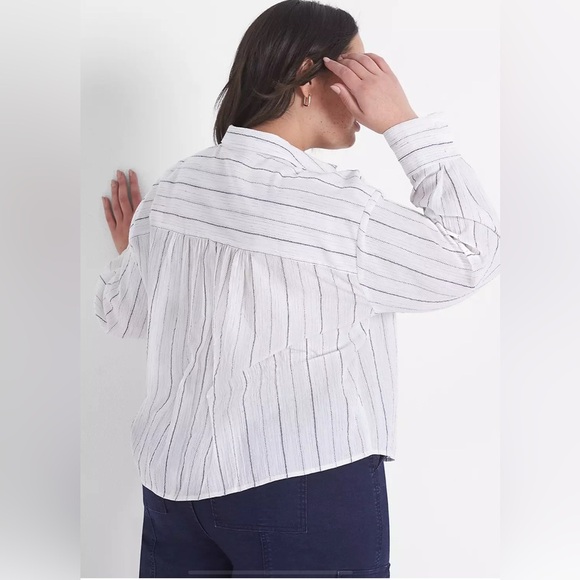 Lane Bryan Relaxed Crop Button-Down Shirt - Picture 4 of 6